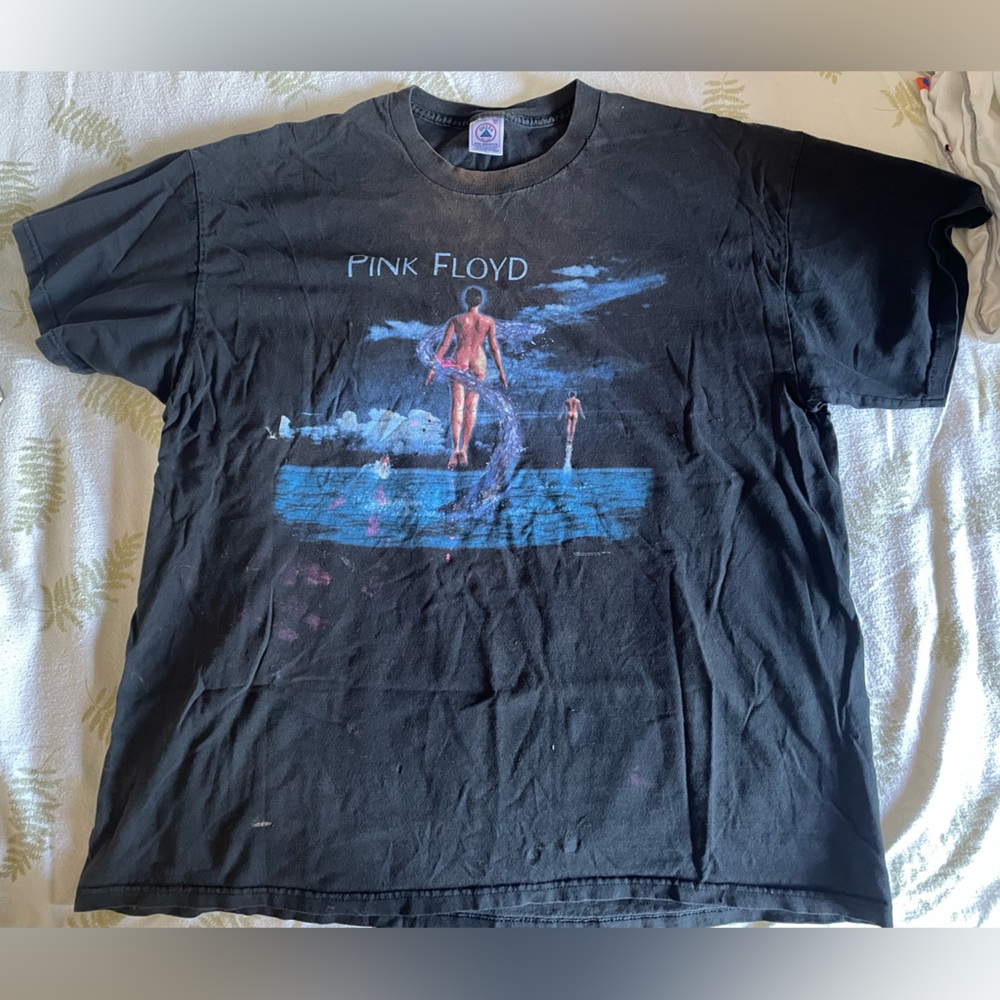 Vintage 1997 Pink Floyd Band Tee Shirt